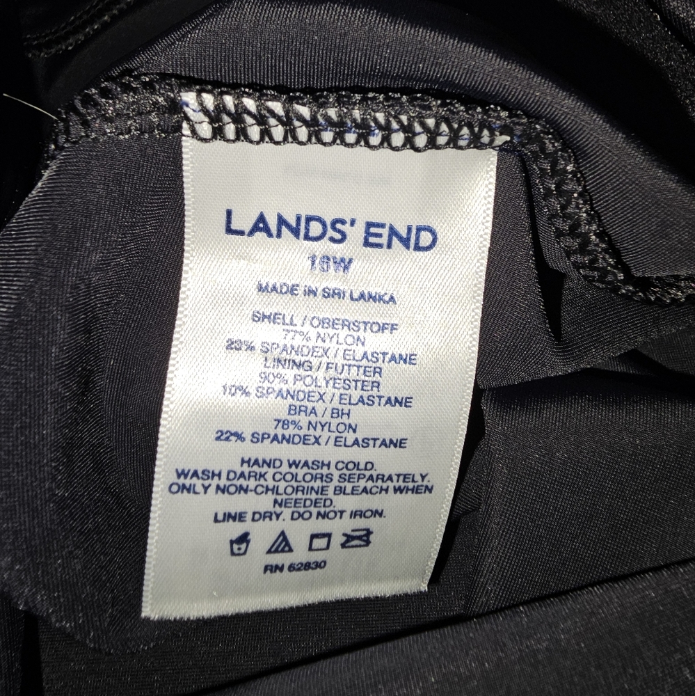 Lands' End 16W Women's Bathing Suit. - Picture 11 of 13